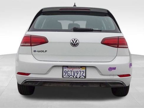 Used 2019 Volkswagen e-Golf SE w/ Driver Assistance Package image 4