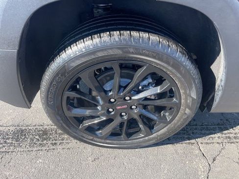 Certified 2023 GMC Terrain SLE w/ Driver Convenience Package image 8