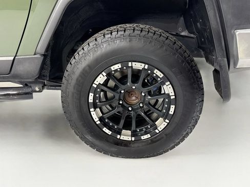 Used 2013 Toyota FJ Cruiser 4WD w/ Convenience Pkg image 27