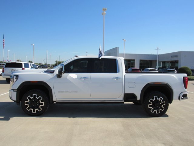 Used 2024 GMC Sierra 2500 Denali w/ Denali Reserve Package AWD/4WD image 4