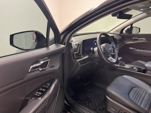 Used 2024 Kia Sportage SX image 17