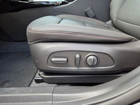 New 2026 Chevrolet Trax RS image 23