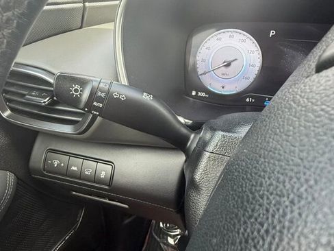 Used 2023 Hyundai Santa Fe Limited image 24