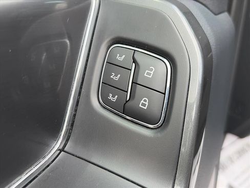 Used 2022 Ford F150 Lariat AWD/4WD image 26