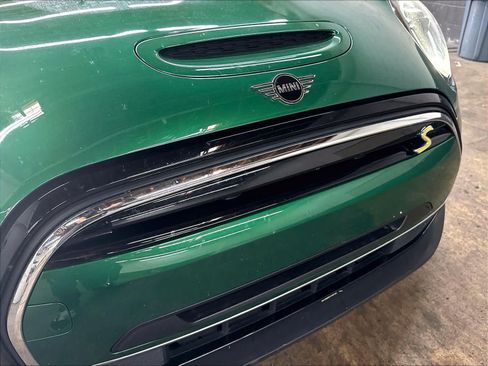 Used 2024 MINI Cooper SE FWD image 32