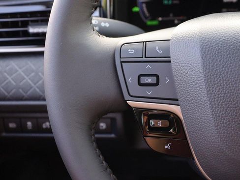 New 2026 Toyota Camry XLE image 12