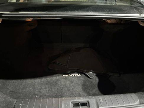 Used 2024 Nissan Sentra SV image 40