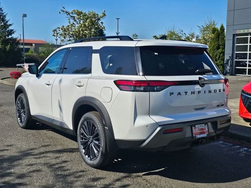 New 2026 Nissan Pathfinder SL AWD/4WD image 7