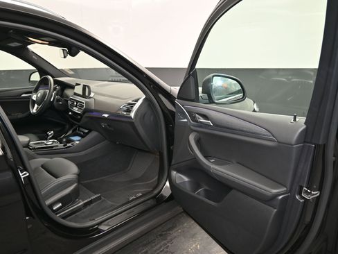 Used 2023 BMW X3 xDrive30i w/ Convenience Package image 11