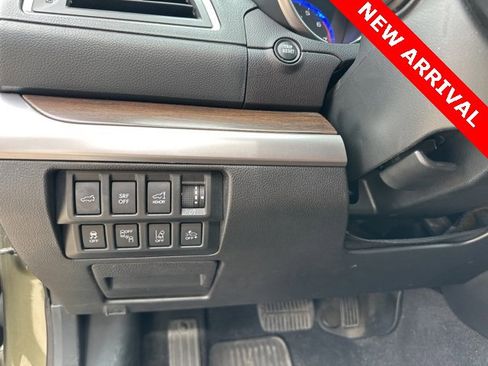 Used 2017 Subaru Outback 2.5i Touring w/ Popular Package #5A image 14