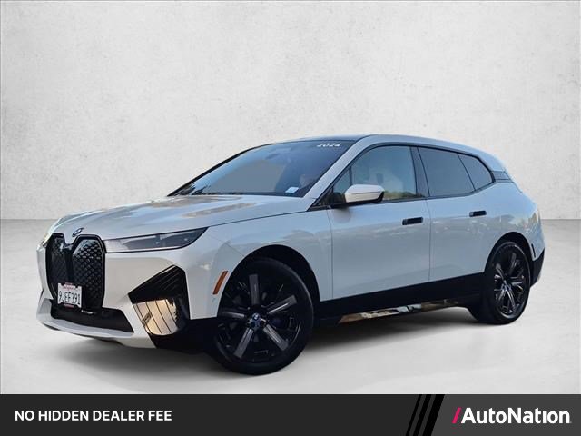 Certified 2024 BMW iX xDrive50 w/ Premium Package AWD/4WD image 1