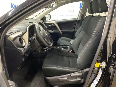 Used 2015 Toyota RAV4 XLE AWD/4WD image 8