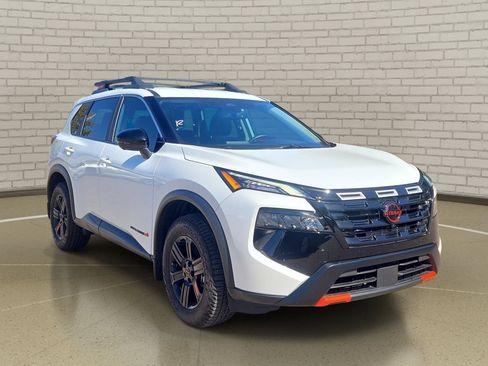 Used 2025 Nissan Rogue SV w/ Rock Creek Premium Package AWD/4WD image 3