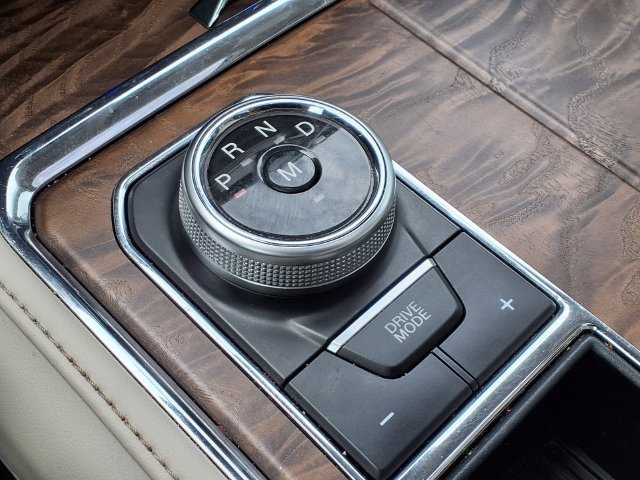 Used 2018 Ford Expedition Platinum RWD image 15