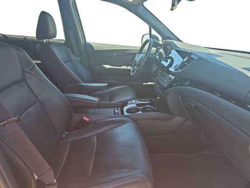 Used 2022 Honda Passport Elite image 17