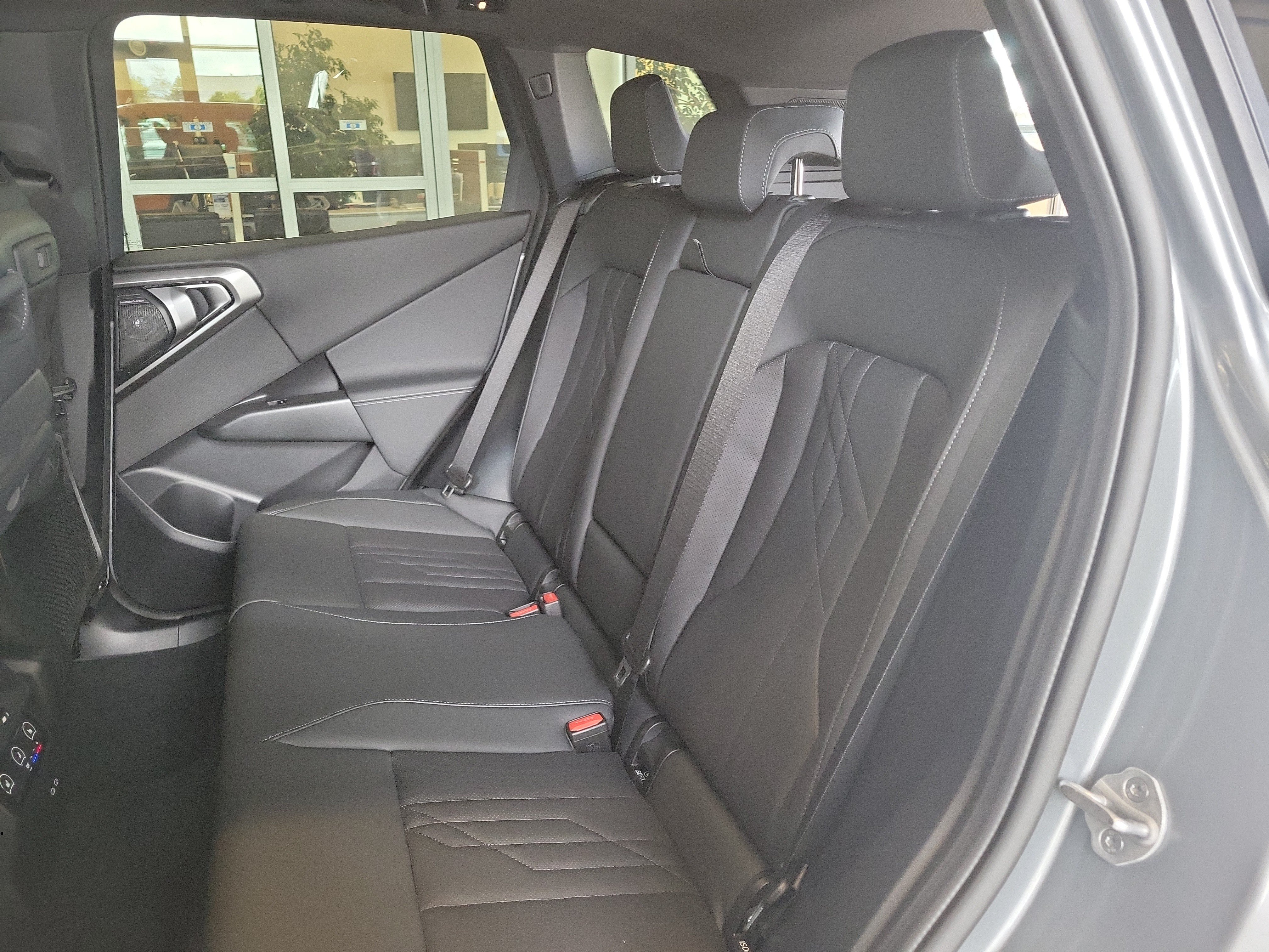 Used 2026 BMW X3 xDrive30i w/ Convenience Package AWD/4WD image 16
