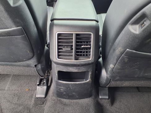 Used 2024 Kia Sportage EX image 6