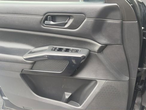 Used 2023 Nissan Pathfinder S w/ Cargo Package FWD image 17
