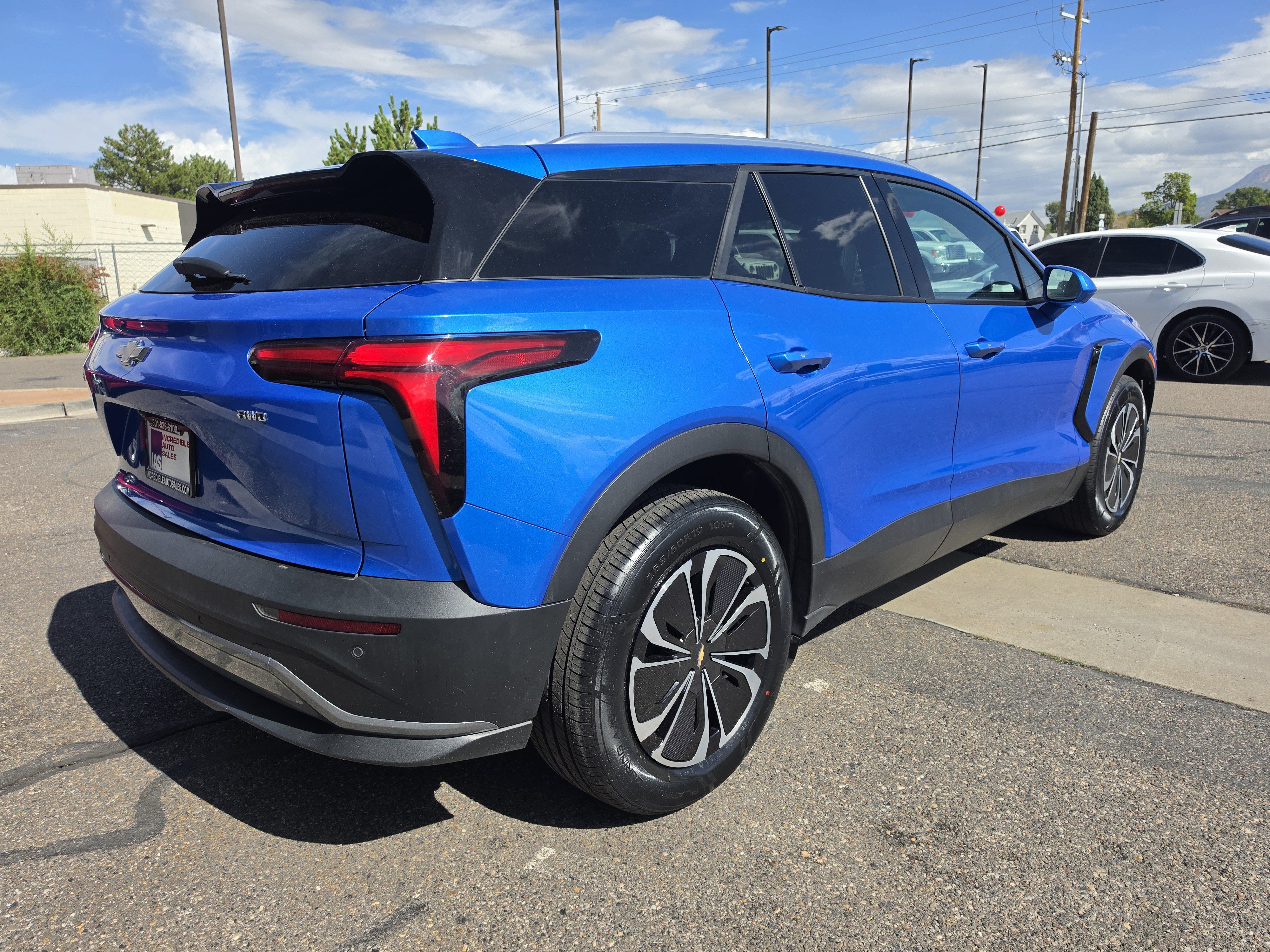 Used 2024 Chevrolet Blazer EV LT AWD/4WD image 7