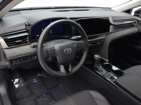 Certified 2025 Toyota Camry XLE FWD image 15