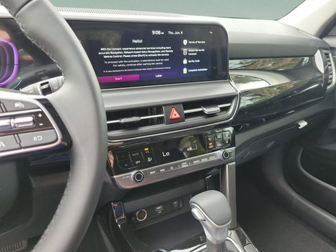 New 2026 Kia Seltos S FWD image 24