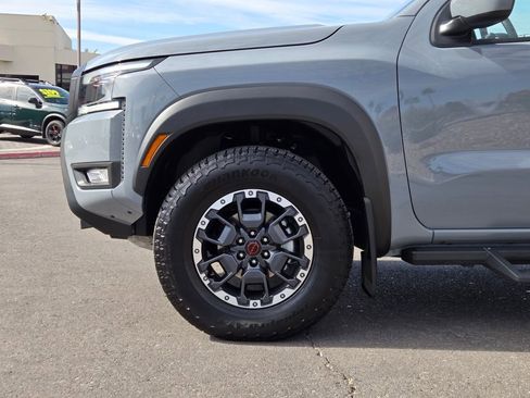 Certified 2025 Nissan Frontier PRO-4X w/ Tow Package AWD/4WD image 9
