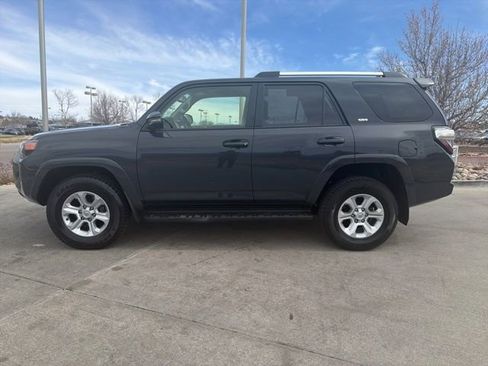 Used 2024 Toyota 4Runner SR5 Premium AWD/4WD image 4