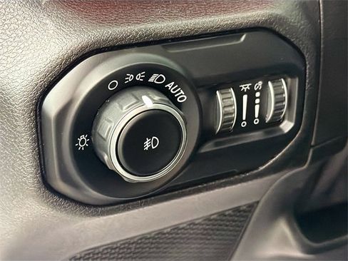 Used 2021 Jeep Wrangler Rubicon w/ Uconnect 4C Nav & Sound Group image 10