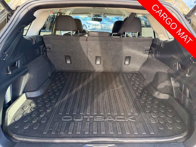 Used 2020 Subaru Outback Premium AWD/4WD image 18