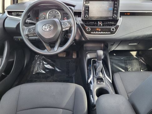 Certified 2021 Toyota Corolla LE image 18