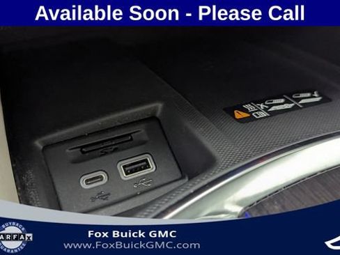 Used 2024 Buick Enclave Essence w/ Sound and Sites Package AWD/4WD image 19