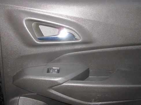 Used 2024 Chevrolet Trax LT image 24