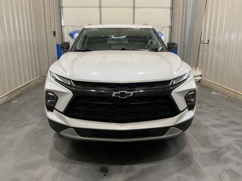 Used 2023 Chevrolet Blazer LT w/ Convenience Package image 2
