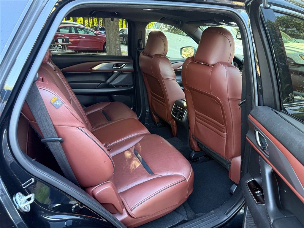 Used 2018 MAZDA CX-9 Signature AWD/4WD image 23