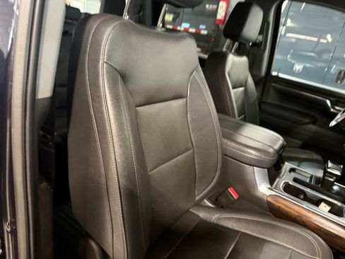 Used 2023 GMC Sierra 1500 SLT w/ SLT Premium Package AWD/4WD image 14