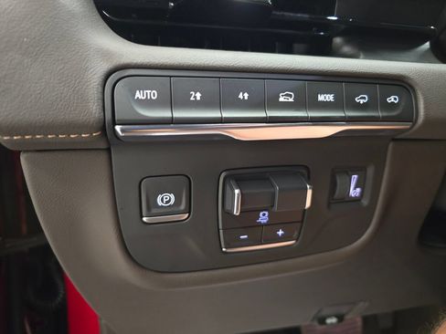 Used 2024 Cadillac Escalade Sport w/ Touring Package AWD/4WD image 31