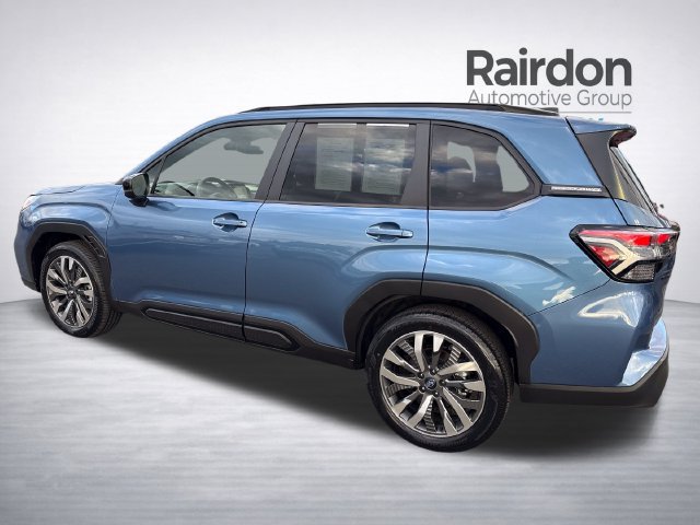 Used 2025 Subaru Forester Touring AWD/4WD image 5