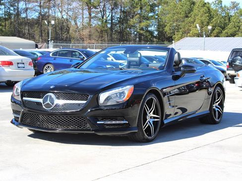 Used 2013 Mercedes-Benz SL 550 image 4