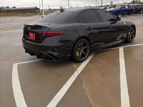 Used 2020 Alfa Romeo Giulia Quadrifoglio w/ Exterior Carbon Fiber Package image 2