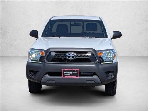 Used 2014 Toyota Tacoma 2WD Regular Cab image 2