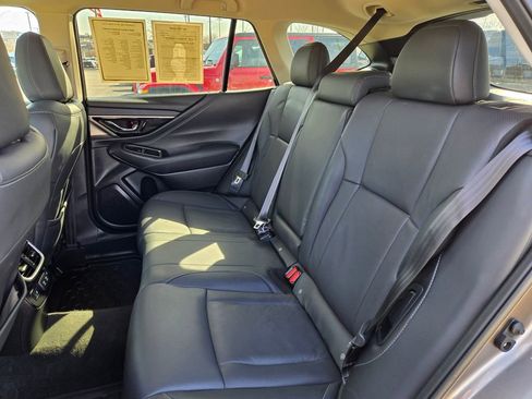 Used 2022 Subaru Outback Limited image 30