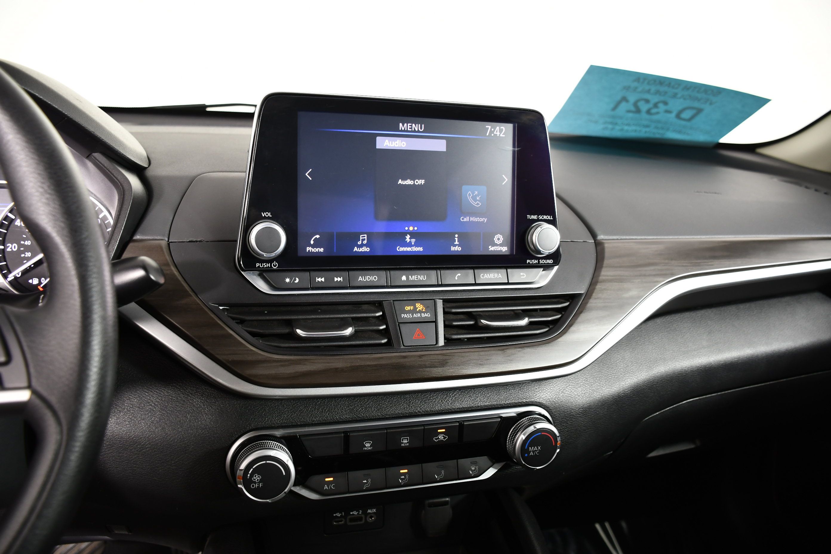 Used 2024 Nissan Altima 2.5 SV FWD image 26