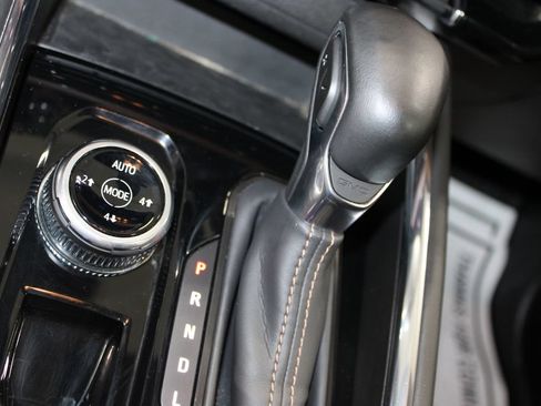 Used 2024 GMC Canyon AT4 AWD/4WD image 49