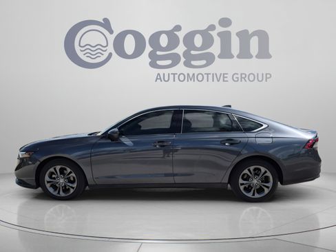 Used 2023 Honda Accord EX image 3