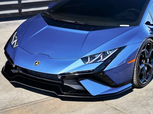 Used 2024 Lamborghini Huracan Tecnica RWD image 6