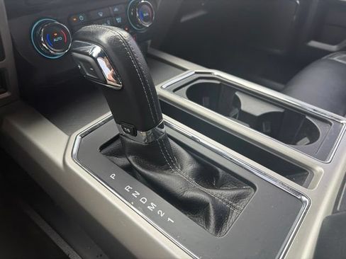 Used 2017 Ford F150 Lariat AWD/4WD image 46