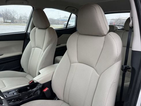 Used 2019 Subaru Impreza 2.0i w/ Eyesight image 11