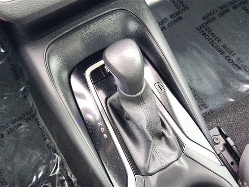 Used 2024 Toyota Corolla LE image 20