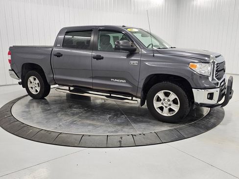 Used 2018 Toyota Tundra SR5 image 7
