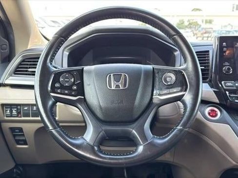 Used 2018 Honda Odyssey EX-L image 22